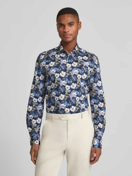 Zdjęcie produktu Koszula biznesowa o kroju slim fit z mieszanki bawełny z kołnierzykiem typu kent OLYMP Level 5 Granatowy