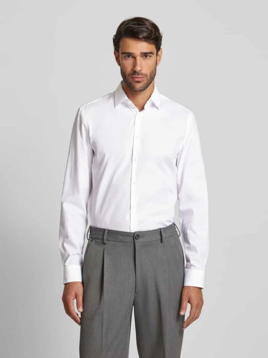 Zdjęcie produktu Koszula biznesowa o kroju slim fit z kołnierzykiem typu kent Jake*s Biały