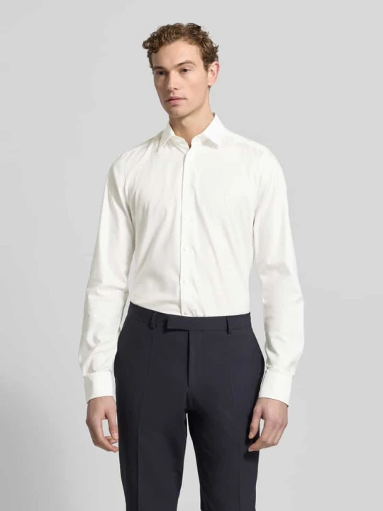 Zdjęcie produktu Koszula biznesowa o kroju slim fit z tkaniny skośnej z bardzo długim rękawem OLYMP Level 5 Écru