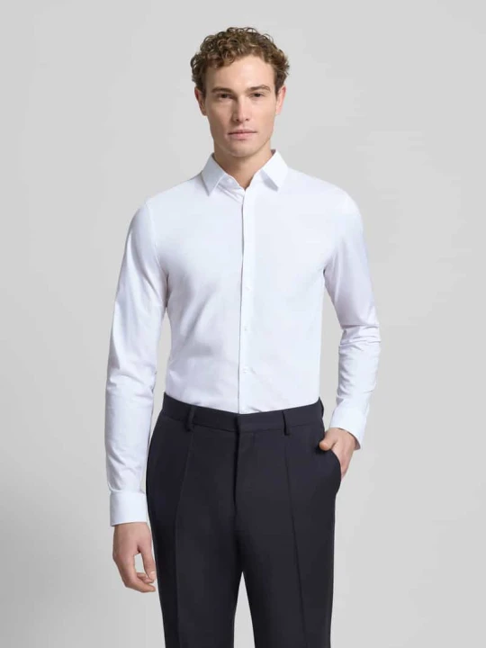 Zdjęcie produktu Super Slim Fit koszula biznesowa z bardzo długim rękawem model „URBAN KENT” OLYMP No. Six Biały