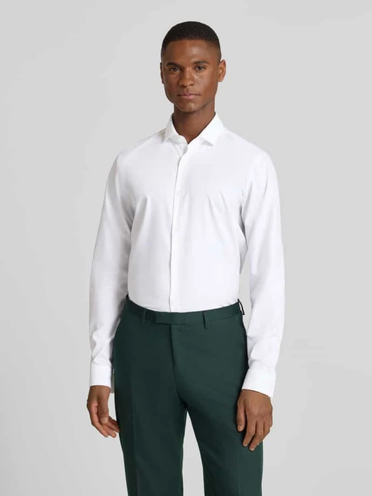 Zdjęcie produktu Super krój slim fit koszula biznesowa z bawełny model 'Erondo' Hugo Biały