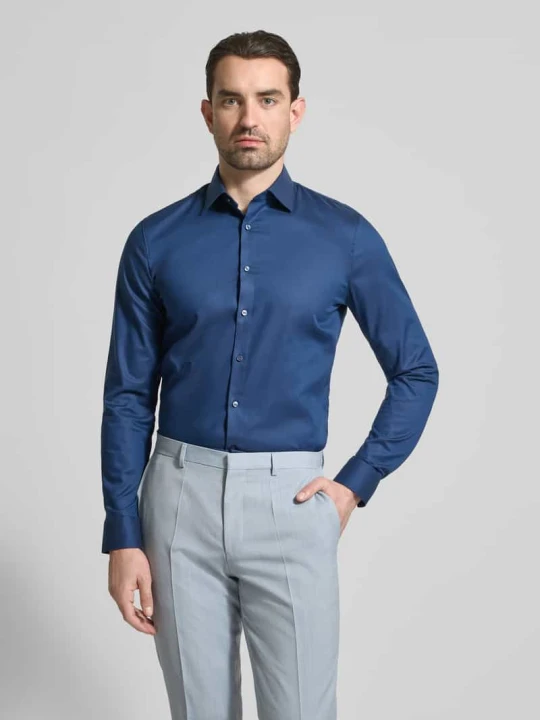 Zdjęcie produktu Koszula biznesowa o kroju super slim fit z kołnierzykiem kent i ze wzorem strukturalnym OLYMP No. Six Granatowy