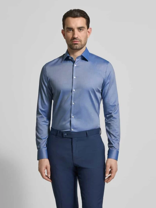 Zdjęcie produktu Koszula biznesowa o kroju super slim fit z kołnierzykiem kent i ze wzorem strukturalnym OLYMP No. Six Królewski niebieski