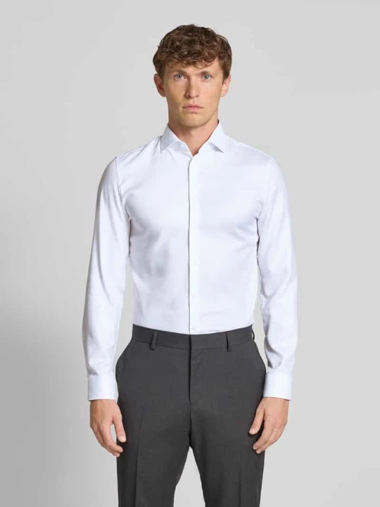 Zdjęcie produktu Koszula biznesowa o kroju super slim fit z kołnierzykiem typu kent model ‘Royal’ OLYMP No. Six Biały