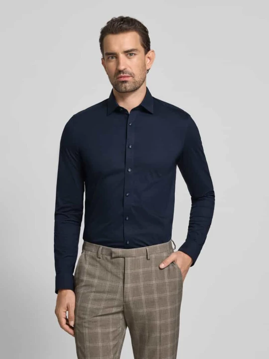 Zdjęcie produktu Koszula biznesowa o kroju super slim fit z kołnierzykiem typu kent OLYMP No. Six Granatowy