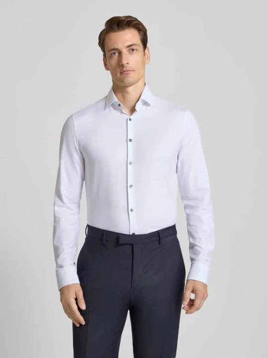 Zdjęcie produktu Super krój slim fit koszula biznesowa z mieszanki bawełny OLYMP No. Six Biały