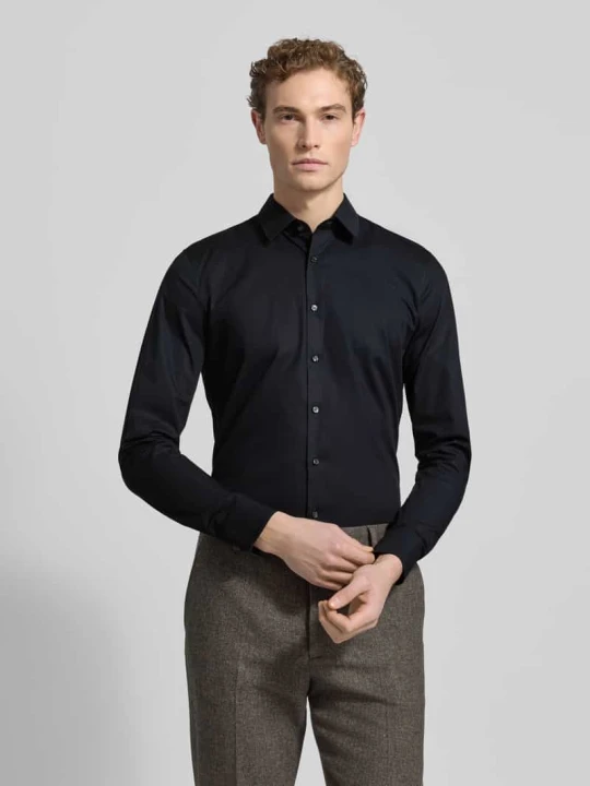 Zdjęcie produktu Koszula biznesowa o kroju super slim fit z popeliny OLYMP No. Six Czarny
