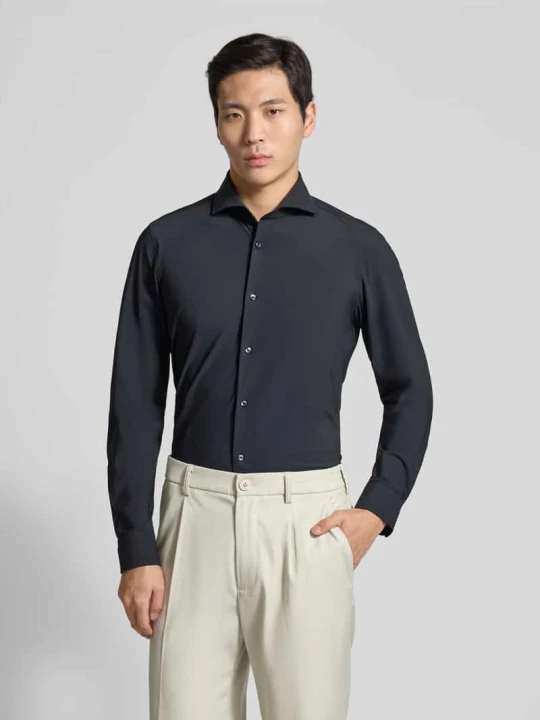 Zdjęcie produktu Koszula biznesowa o kroju slim fit z kołnierzykiem typu kent JOOP! Biały