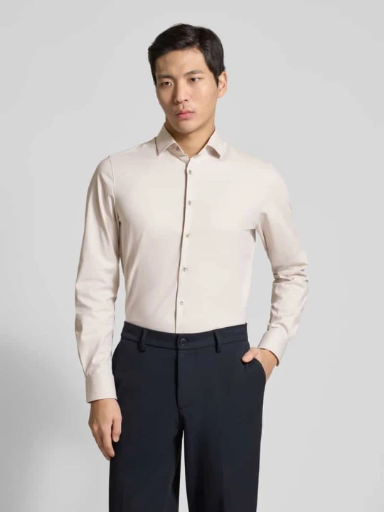 Zdjęcie produktu Koszula biznesowa o kroju slim fit z kołnierzykiem typu kent OLYMP Level 5 Piaskowy