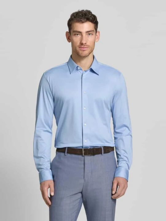 Zdjęcie produktu Koszula biznesowa w kroju slim fit z kołnierzykiem kent model 'ROAN' Boss Jasnoniebieski