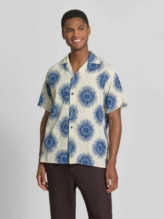 Zdjęcie produktu Koszula casual o kroju krój regular fit z nadrukiem allover model 'BILBAO' Jack&Jones Złamany biały