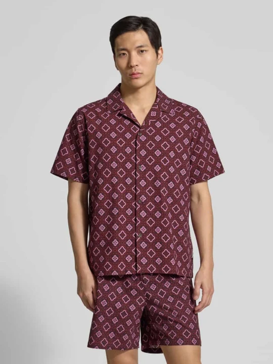 Zdjęcie produktu Koszula casual z kołnierzykiem kent, krój regular fit, model 'LUCAS' Les Deux Wiśniowy