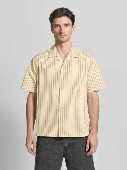Zdjęcie produktu Koszula casual z krótkim rękawem, krój regular fit, model 'Nico' Wood Wood Żółty