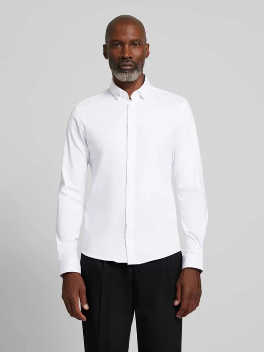 Zdjęcie produktu Koszula casualowa o kroju casual fit z kołnierzykiem typu kent model ‘Arthur’ Casual Friday Biały