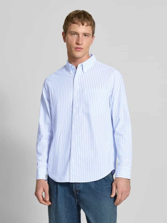 Zdjęcie produktu Koszula casualowa o kroju classic fit z Kołnierzykiem typu button down Calvin Klein Jeans Jasnoniebieski