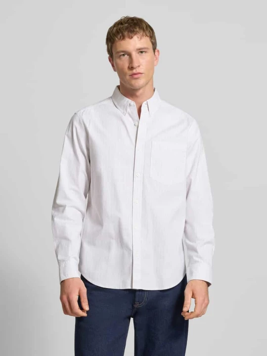 Zdjęcie produktu Koszula casualowa o kroju classic fit z Kołnierzykiem typu button down Calvin Klein Jeans Biały