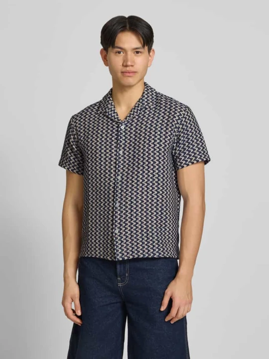 Zdjęcie produktu koszula casualowa o kroju regular fit we wzorze na całej powierzchni model 'MONTAUK' Jack&Jones Granatowy