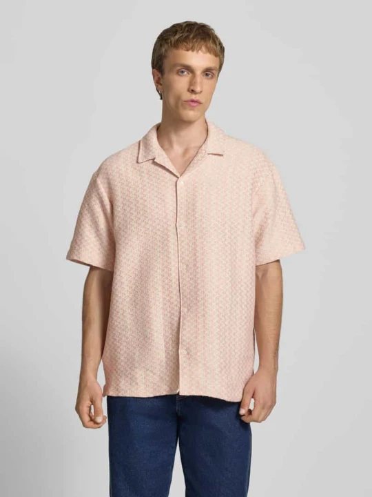 Zdjęcie produktu koszula casualowa o kroju regular fit we wzorze na całej powierzchni model 'MONTAUK' Jack&Jones Morelowy