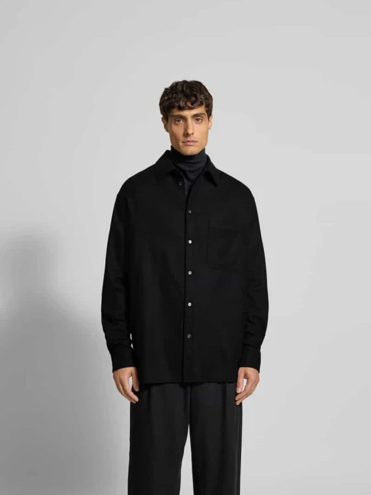 Zdjęcie produktu Koszula casualowa o kroju regular fit z czystej wełny Maison Kitsuné Czarny