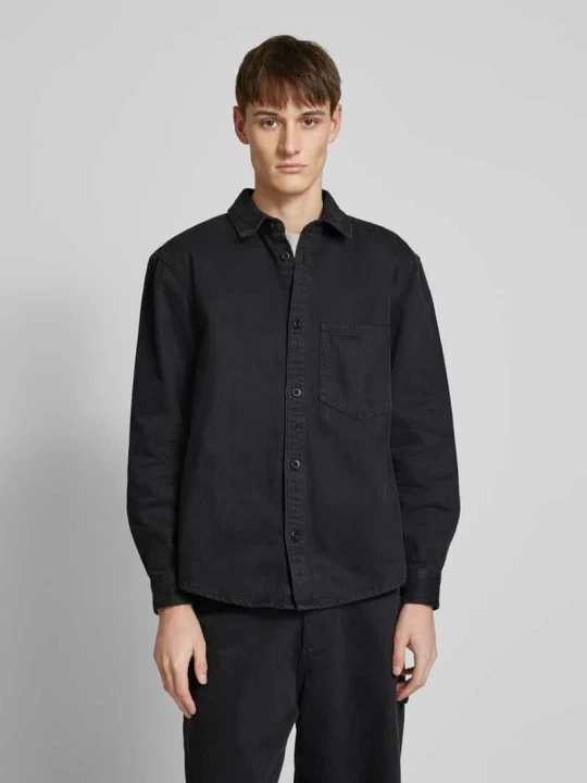 Zdjęcie produktu Koszula casualowa o kroju regular fit z detalem z logo REVIEW Czarny