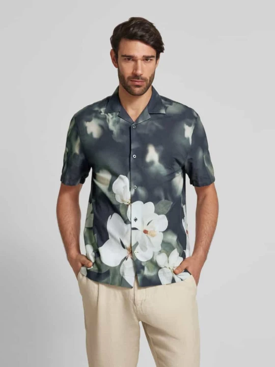 Zdjęcie produktu Koszula casualowa o kroju regular fit z kołnierzem z połami Colours & Sons Niebieski