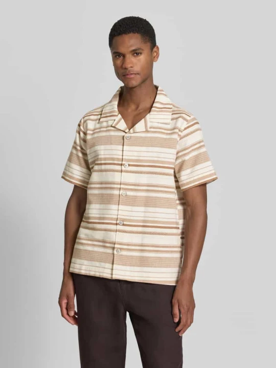 Zdjęcie produktu Koszula casualowa o kroju regular fit z kołnierzem z połami model 'Carlo' Zuitable Beżowy