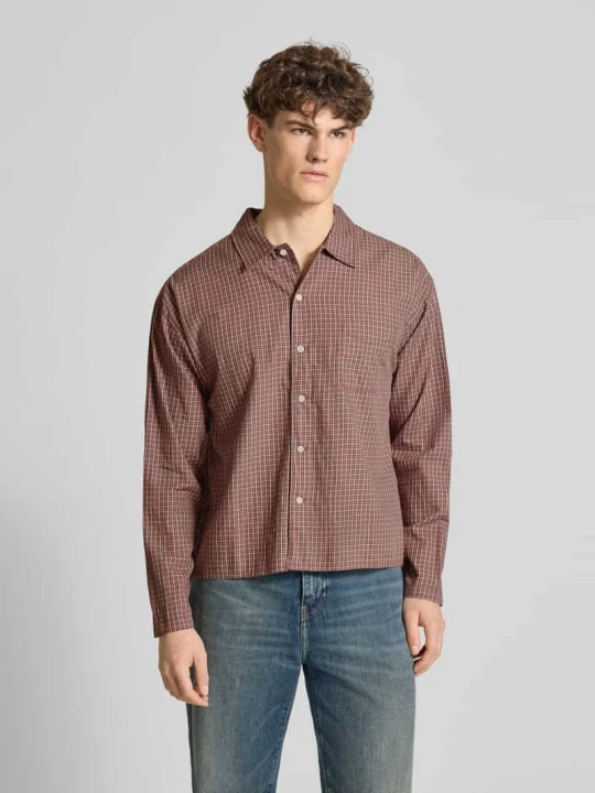 Zdjęcie produktu Koszula casualowa o kroju regular fit z kołnierzykiem kent Jack&Jones Ciemnoczerwony