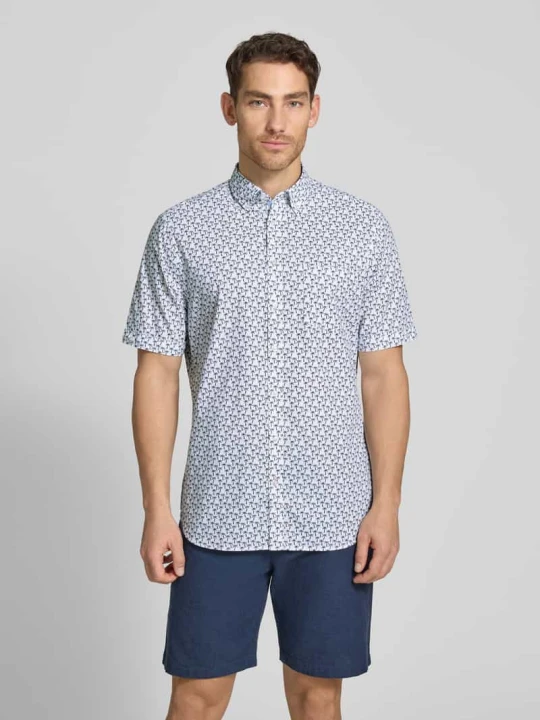 Zdjęcie produktu Koszula casualowa o kroju regular fit z kołnierzykiem typu button down Christian Berg Biały
