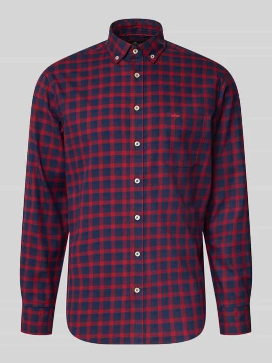 Zdjęcie produktu koszula casualowa o kroju regular fit z kołnierzykiem typu button down FYNCH-HATTON Czerwony