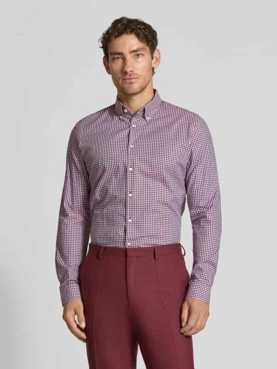Zdjęcie produktu Koszula casualowa o kroju slim fit z kołnierzykiem typu button down Jake*s Czerwony