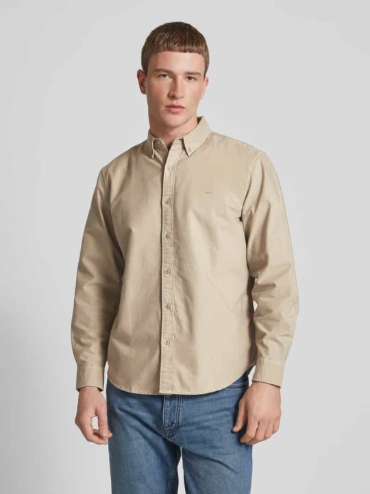 Zdjęcie produktu Koszula casualowa o kroju regular fit z kołnierzykiem typu button down Levi's Beżowy