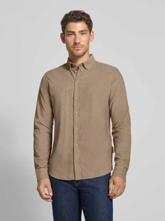Zdjęcie produktu Koszula casualowa o kroju regular fit z kołnierzykiem typu button down model ‘PONTUS’ Casual Friday Beżowy