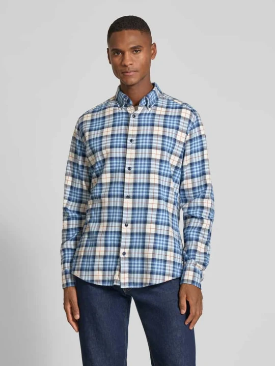 Zdjęcie produktu Koszula casualowa o kroju regular fit z kołnierzykiem typu button down OLYMP Level 5 Jasnoniebieski
