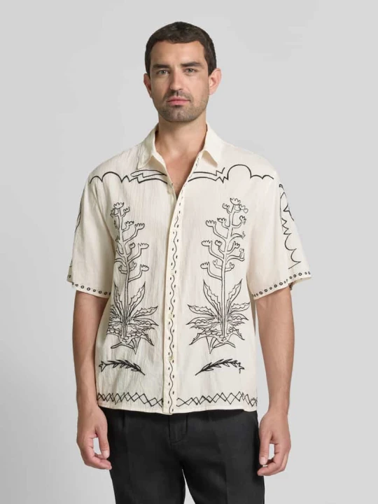 Zdjęcie produktu Koszula casualowa o kroju regular fit z kołnierzykiem typu kent i haftami Scotch & Soda Złamany biały