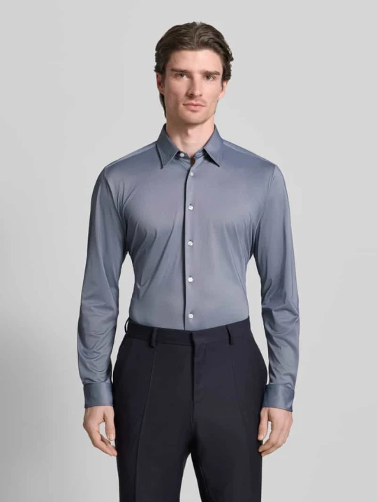 Zdjęcie produktu Koszula casualowa o kroju regular fit z kołnierzykiem typu kent model „LIAM” Boss Niebieski