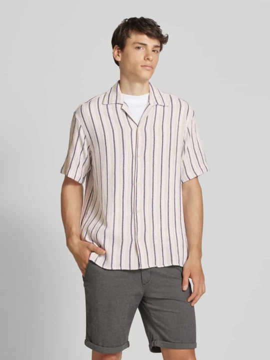 Zdjęcie produktu Koszula casualowa o kroju regular fit z kołnierzykiem typu resort model ‘COBA’ Jack&Jones Beżowy