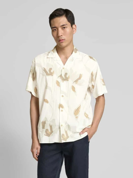Zdjęcie produktu Koszula casualowa o kroju regular fit z kołnierzykiem typu resort model ‘PALERMO’ Jack&Jones Złamany biały