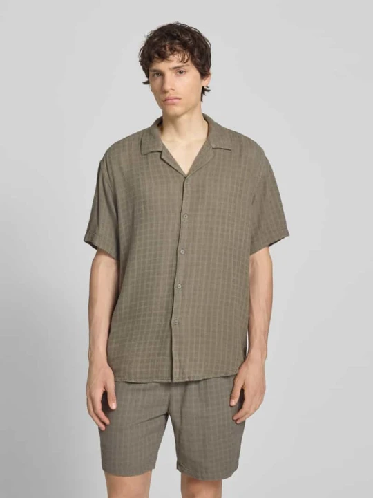Zdjęcie produktu Koszula casualowa o kroju regular fit z mieszanki wiskozy i lnu model 'LATHAM' Only & Sons Oliwkowy