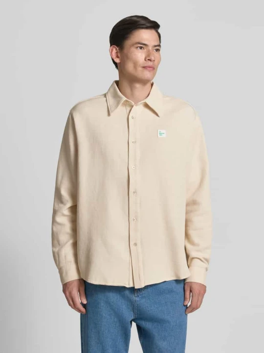 Zdjęcie produktu Koszula casualowa o kroju regular fit z naszywką z logo American Vintage Beżowy