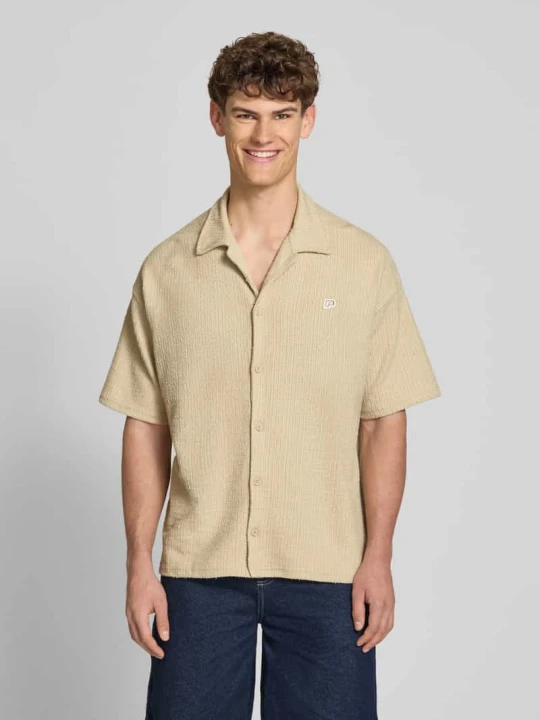 Zdjęcie produktu Koszula casualowa o kroju regular fit z naszywką z logo model 'LIBCO' Pegador Piaskowy