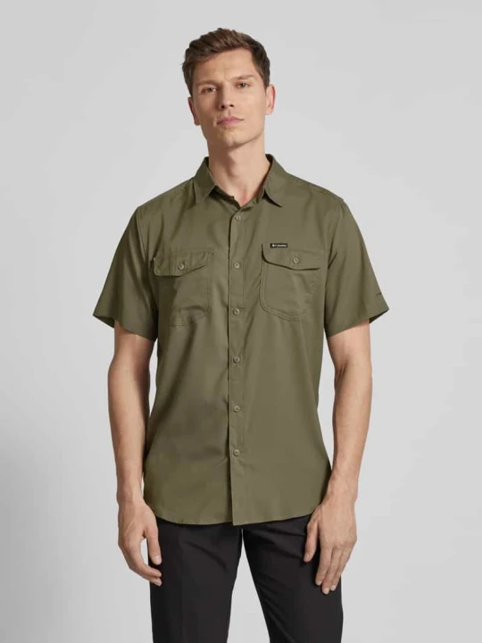 Zdjęcie produktu Koszula casualowa o kroju regular fit z rękawem o dł. 1 / 2 Columbia Oliwkowy