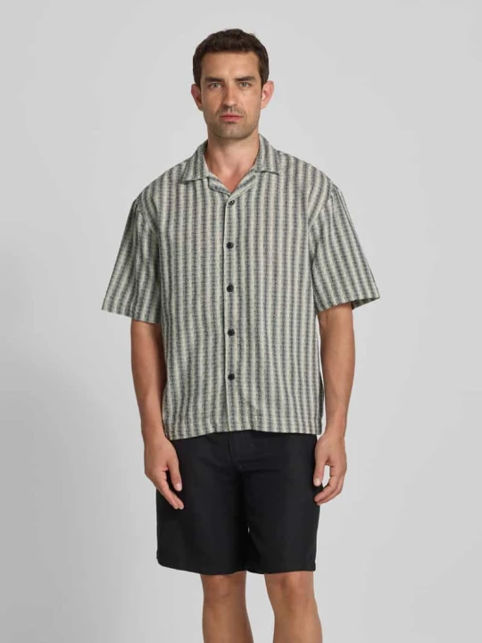 Zdjęcie produktu Koszula casualowa o kroju regular fit z rękawem o dł. 1/2 model ‘SAGA’ Edwin Czarny