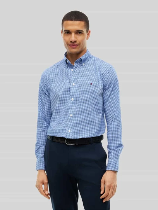 Zdjęcie produktu Koszula casualowa o kroju regular fit z wyhaftowanym logo Tommy Hilfiger Niebieski