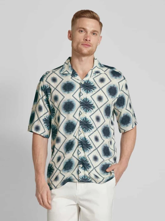 Zdjęcie produktu Koszula casualowa o kroju regular fit ze wzorem na całej powierzchni Jake*s Piaskowy