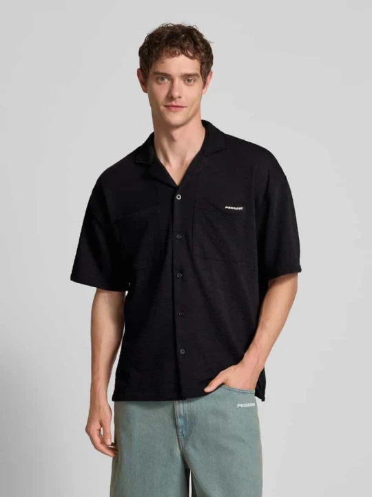 Zdjęcie produktu Koszula casualowa o kroju relaxed fit z fakturowanym wzorem model ‘ACADO’ Pegador Czarny