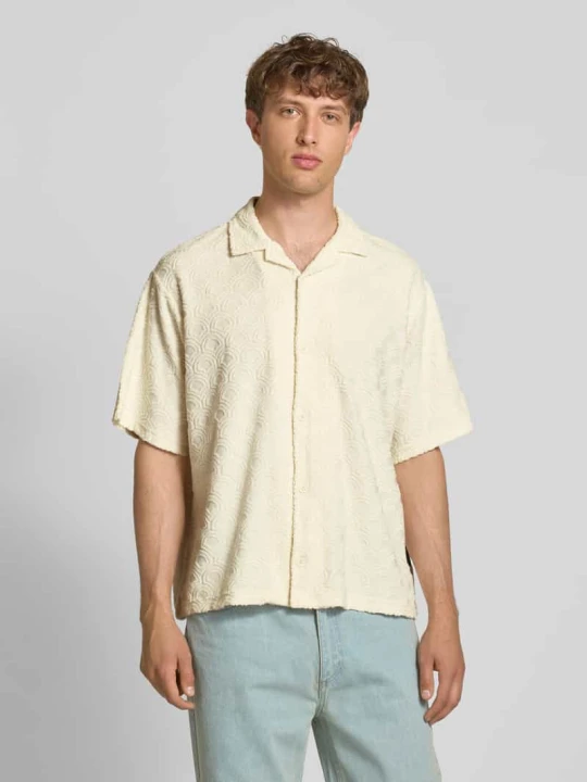 Zdjęcie produktu Koszula casualowa o kroju relaxed fit z fakturowanym wzorem model ‘INFINITY’ Jack&Jones Złamany biały