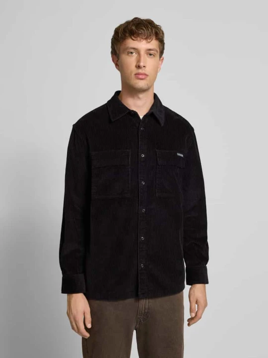 Zdjęcie produktu Koszula casualowa o kroju relaxed fit z imitacji sztruksu model ‘Roy’ Calvin Klein Jeans Czarny