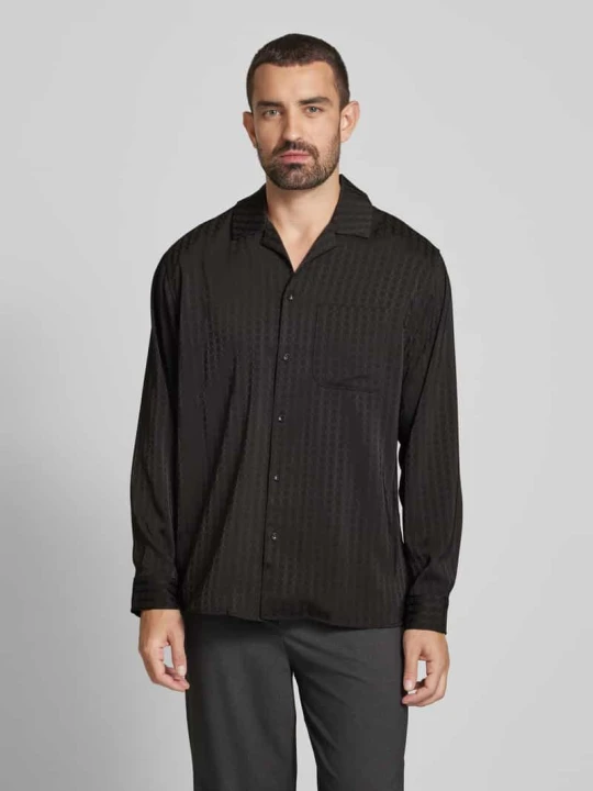 Zdjęcie produktu Koszula casualowa o kroju relaxed fit z kieszenią na piersi Scotch & Soda Czarny