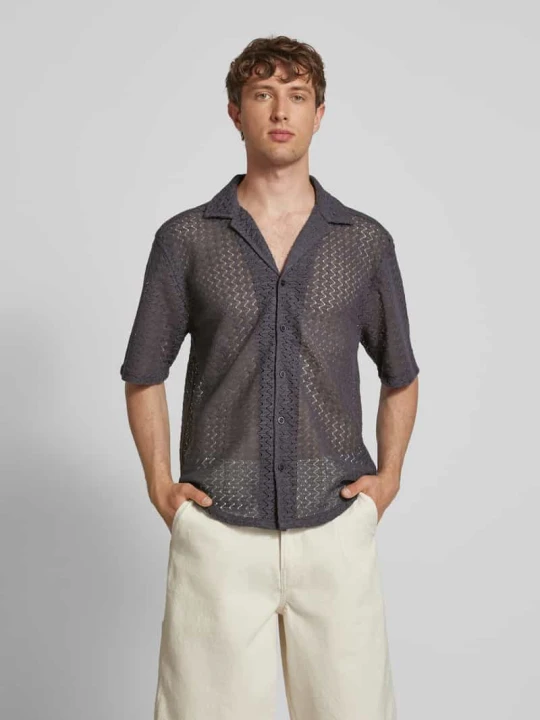 Zdjęcie produktu Koszula casualowa o kroju relaxed fit z kołnierzem z połami model ‘NOVAK’ Only & Sons Ciemnoszary