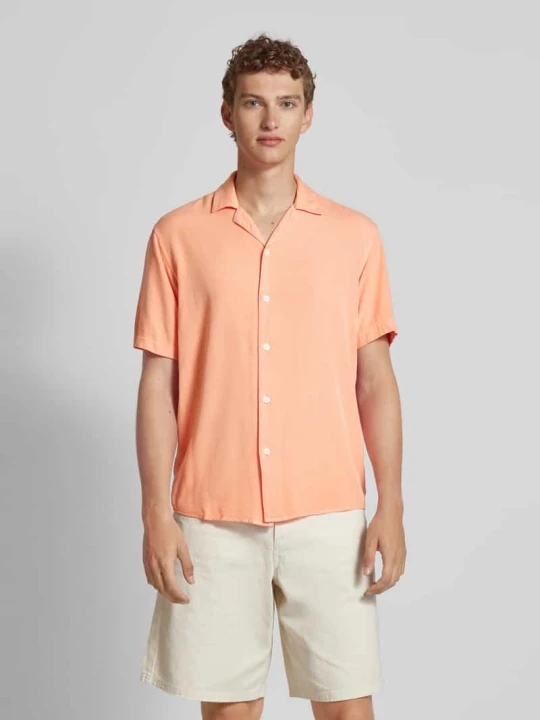 Zdjęcie produktu Koszula casualowa o kroju relaxed fit z kołnierzem z połami Tom Tailor Morelowy